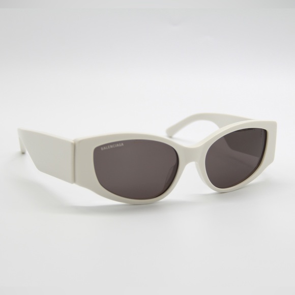 NEW BALENCIAGA BB0258S 003 OVERSIZED WOMEN WHITE SUNGLASSES BALENCIAGA - Picture 8 of 12